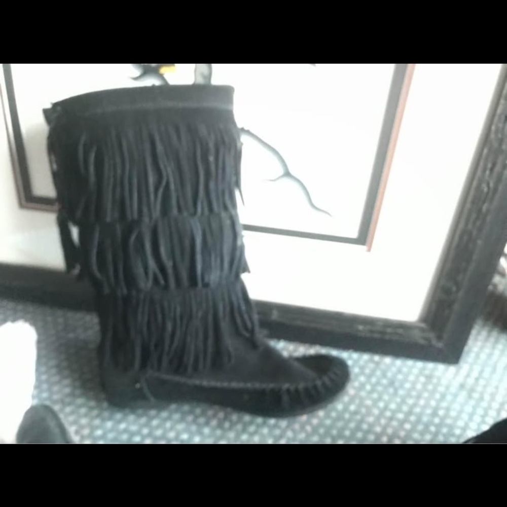 Black Fringe Boots - Picture 2 of 5